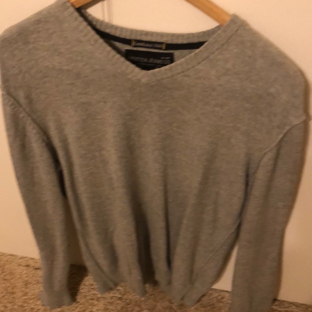 Sweater - Picture 2 of 2